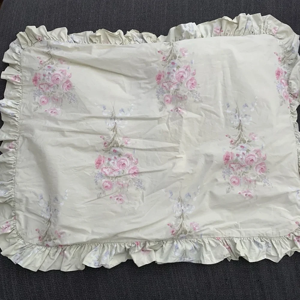 Set 2 Simply Shabby Chic Bramble Rose  Ruffled Shams